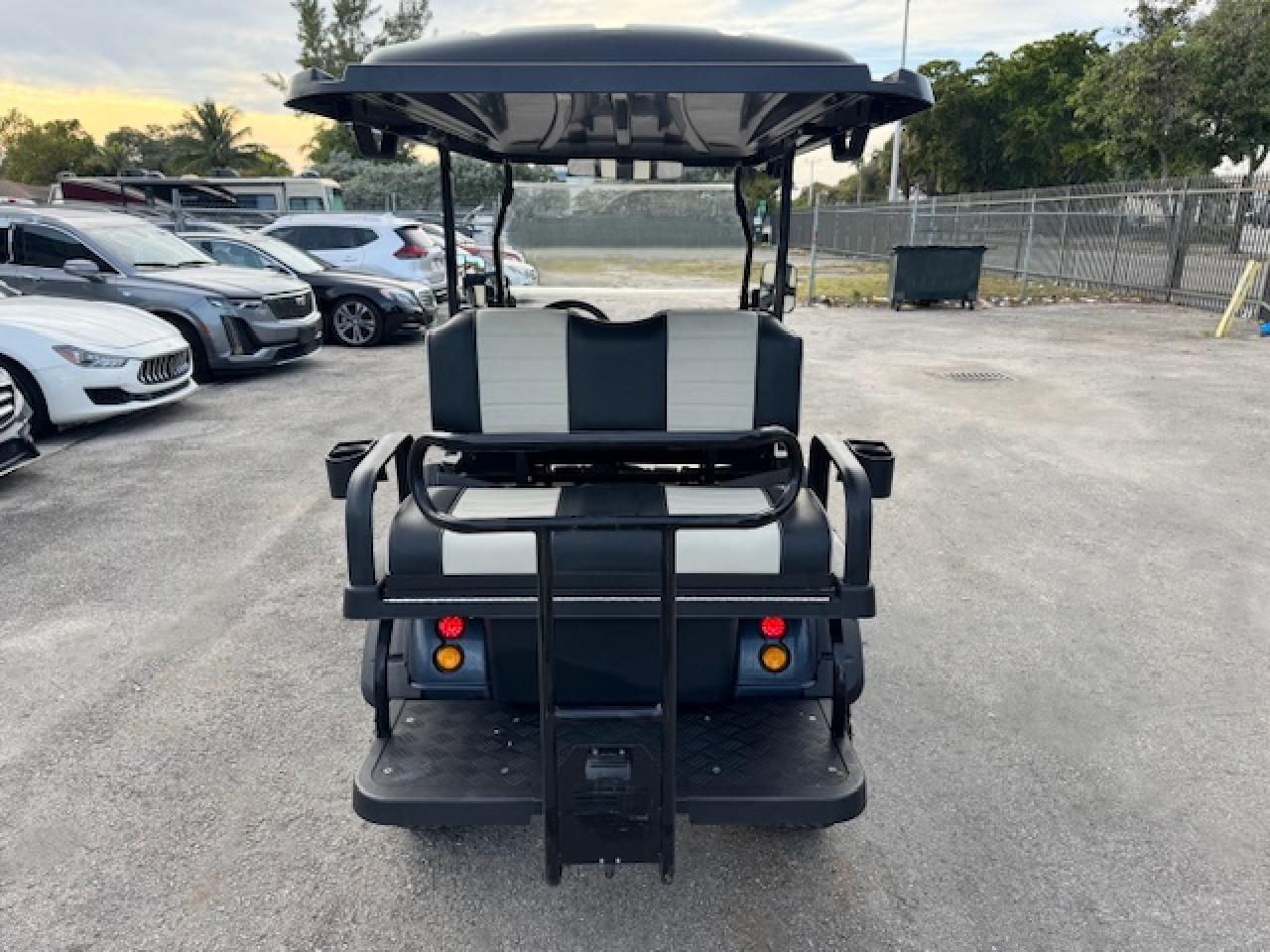 2023 Evolution Forester 4 Plus Golf Cart - Image 6