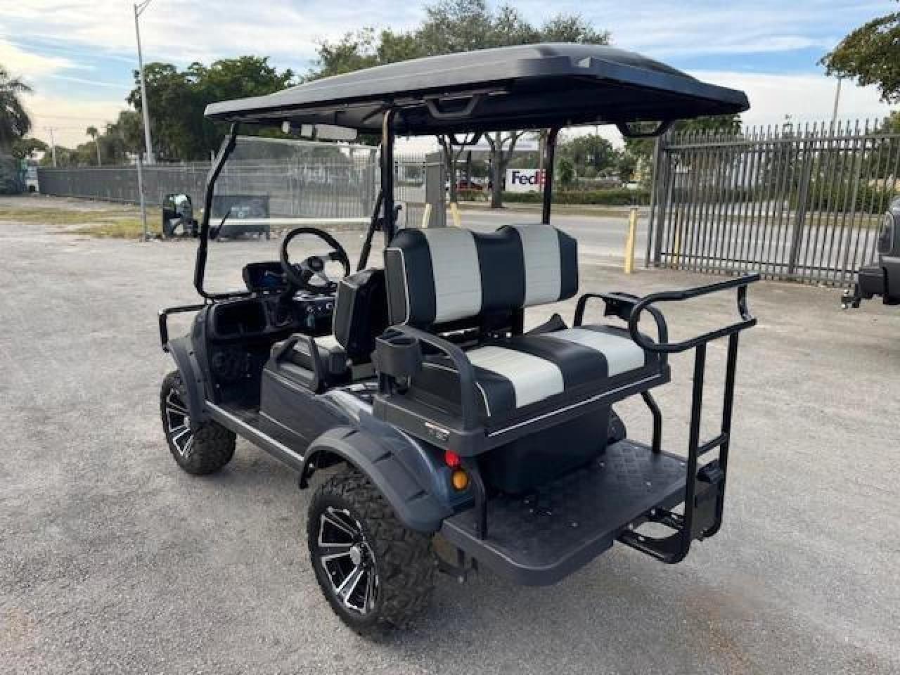 2023 Evolution Forester 4 Plus Golf Cart - Image 2