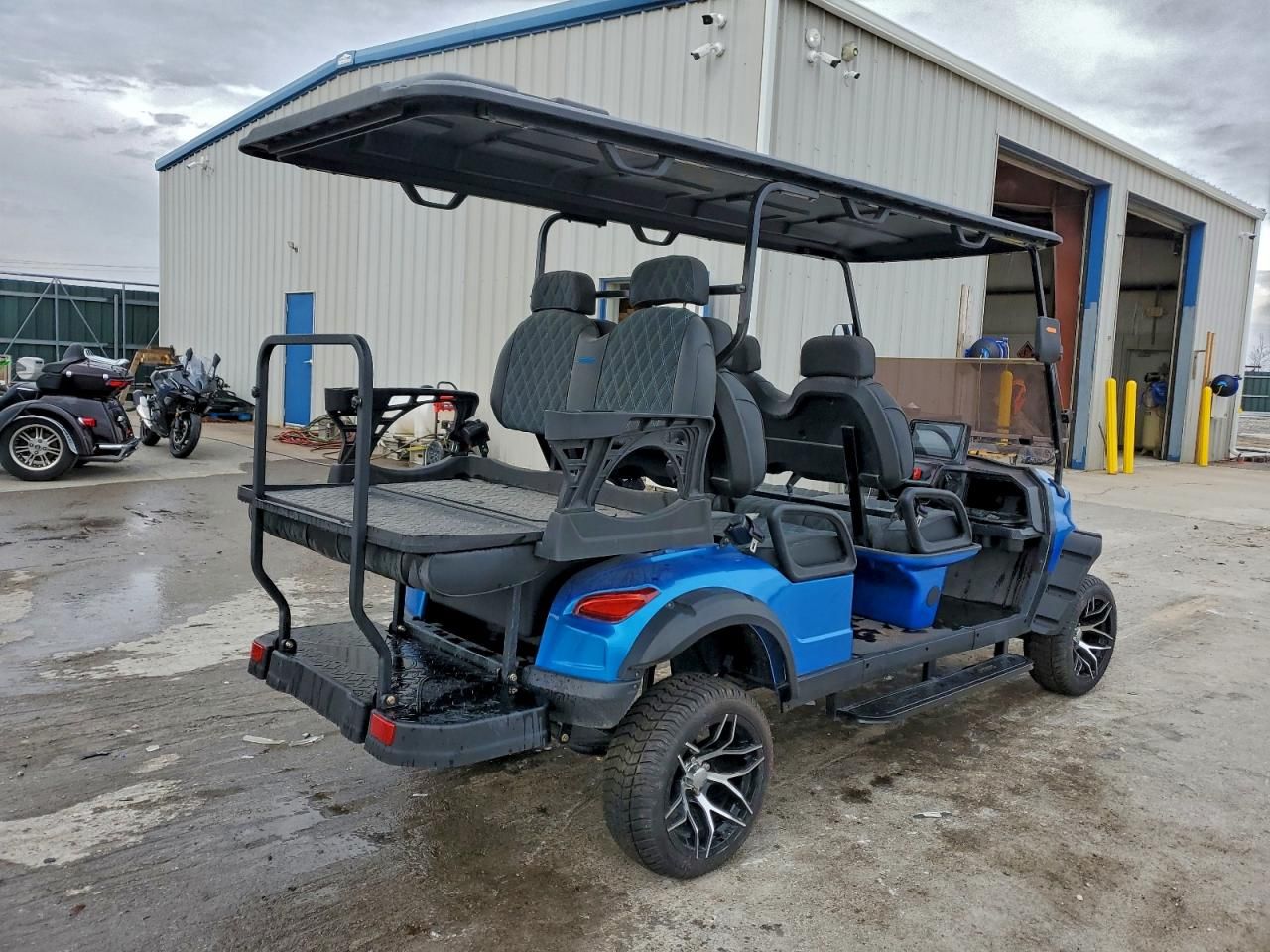 Incredible 2024 Golf Cart - Image 4