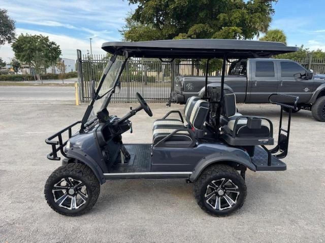 2023 Evolution Forester 4 Plus Golf Cart - Image 8