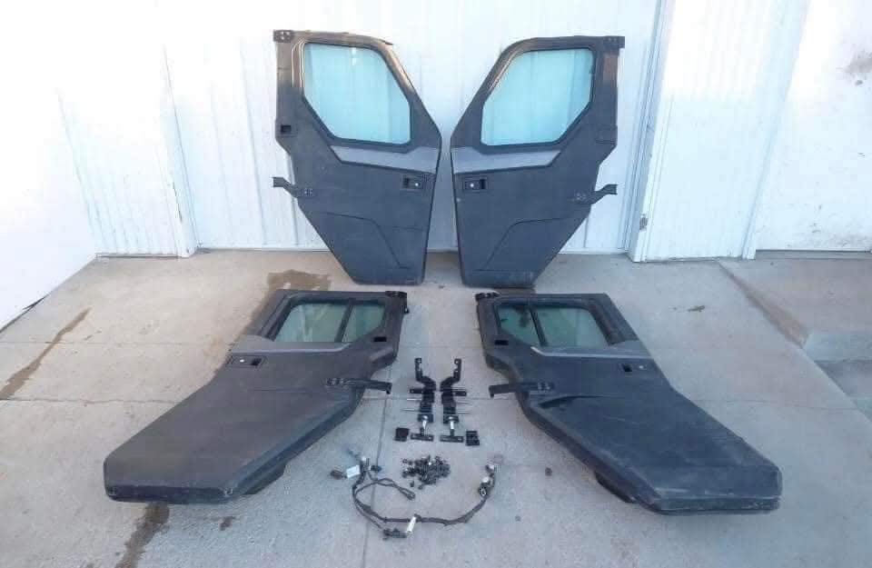 Polaris Ranger XP 1000 Crew Door