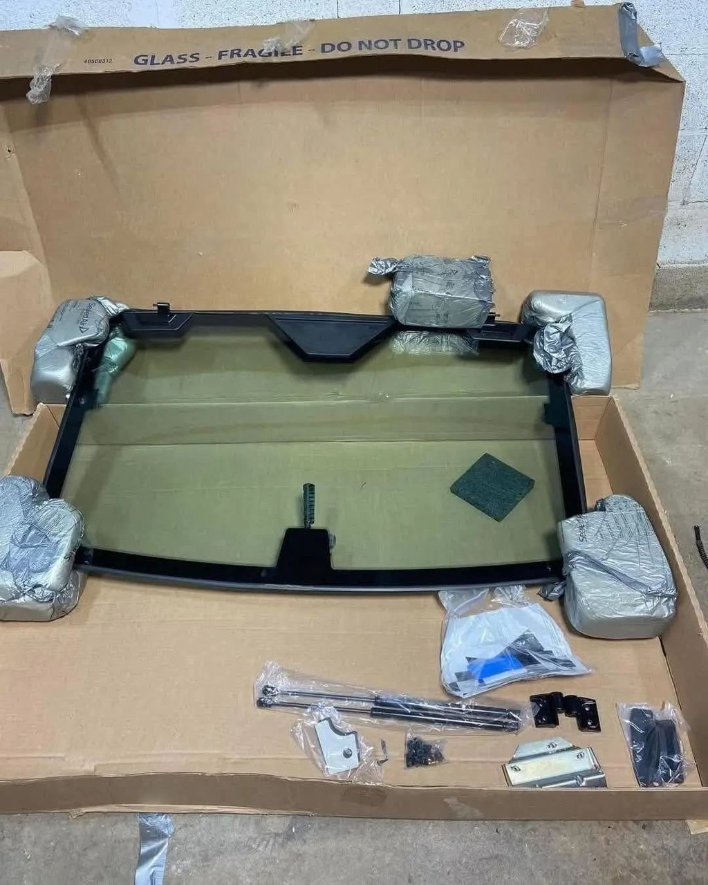 Polaris Ranger XP 900 Windshield With Wiper
